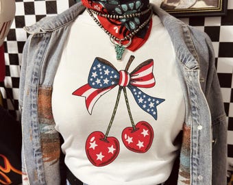 Americana Cherry Bow-shirt, hoodie met Amerikaanse vlag kersen, patriottische coquette-shirt, Fourth of July-sweatshirt, vintage zomer longsleeve sku5-46
