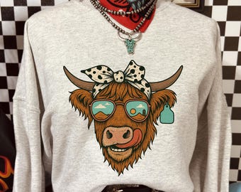 Highland Cow zonnebril sweater, western boho koe hoodie, retro Desert Vibe T-shirt, grappig boerderijdier, Coquette Bow Cow sku5-28