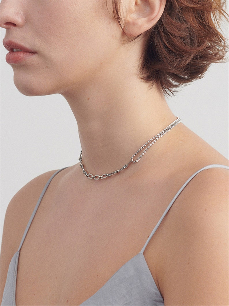 Minimalist Necklace with natural baroque pearl