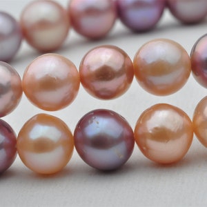 Stringa di perle Edison color arcobaleno metallico naturale da 40 pezzi per il design della collana --- ADS011