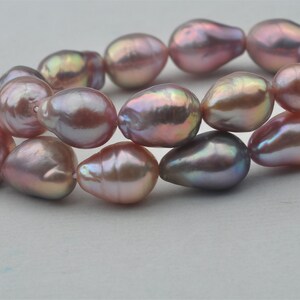 Baroque Pearl Strand With Natural Rainbow Color---AMI002