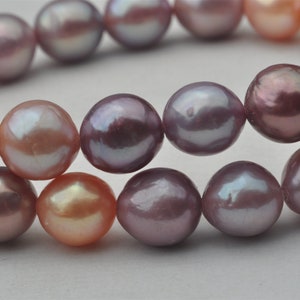 Natural Baroque Pearls With Natural Metallic Color---HEN001