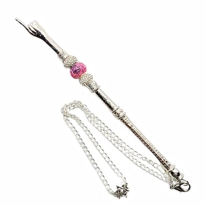 Silver-Toned Yad - Glass Bead