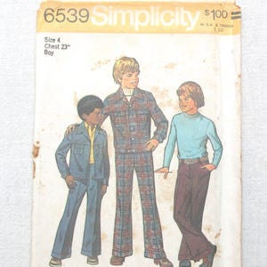 Uncut Simplicity #6539 Boys size 4 suit jacket and pants pattern: (1974).