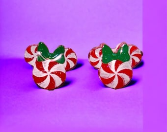 Pani Holiday Swirl | Kolczyki świąteczne | Miętowe Boże Narodzenie | Biżuteria świąteczna Disney | Kolczyki Disney | Świąteczne Disney