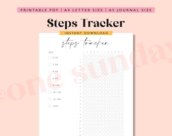 Op de afbeelding: Een printbare stappen tracker om dagelijkse stappen bij te houden. De tracker is ontworpen om een jaar lang te gebruiken en bevat een sleutel voor verschillende stappenbereiken. De sleutel bevat de volgende bereiken: 0-2K, 2-4K, 4-6K, 6-8K, 8-10K, 10-12K, 12-14K, 15K+.