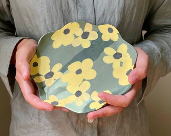 Wildflower Porcelain Plate | Coloured Porcelain | Stoneware | Handmade Ceramic Plate