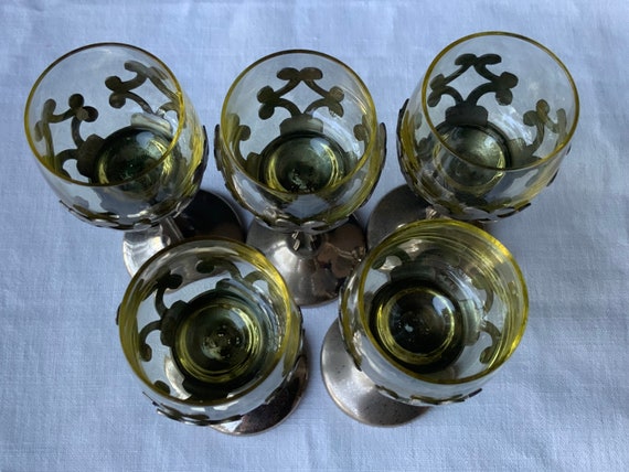 Verre à Liqueur Vintage En Métal Doré - Décoration Élégante Pour Apéro Et Collection