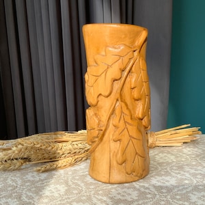Oak leaves Wooden Vase, hand carved Vase, Home Decor, Wooden Decor, Dry Vase, Decorative Vase/ vintage from the 60s hand-made