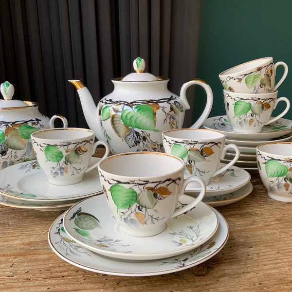 Porcelaine impériale Lomonossov LFZ, UN ARTICLE, trio de cafés, théière et sucrier, vintage des années 70 Peint à la main Plaqué or