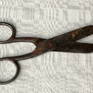 Vintage Primitive Iron Scissors, Antique Iron Scissors, Old Scissors, Antique metal,