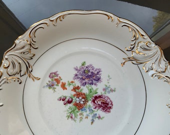 Plate with the floral ornament, Riga porcelain PFF   Latvia porcelain, from the 50-60s
