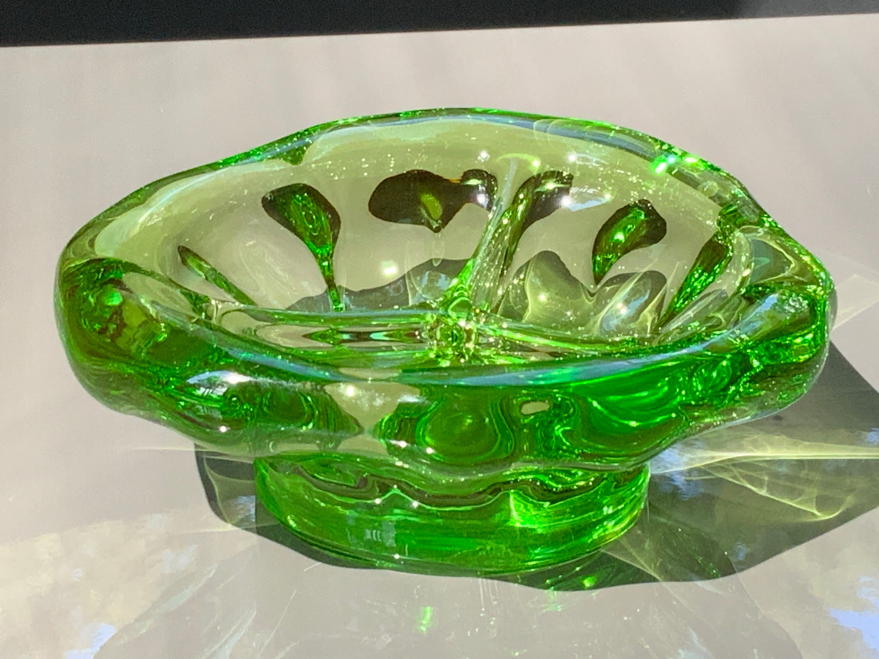 s新品SARGASSO GLASS BOWL | green VINTAGE $_12.JPG?set_id=880000500F
