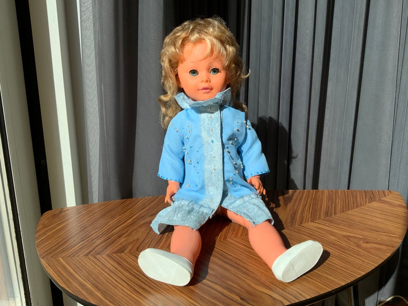 Grande poupée vintage allemande ex-RDA Poupée de l'URSS Poupée de collection Sleep Eyes des années 60-70 image 2