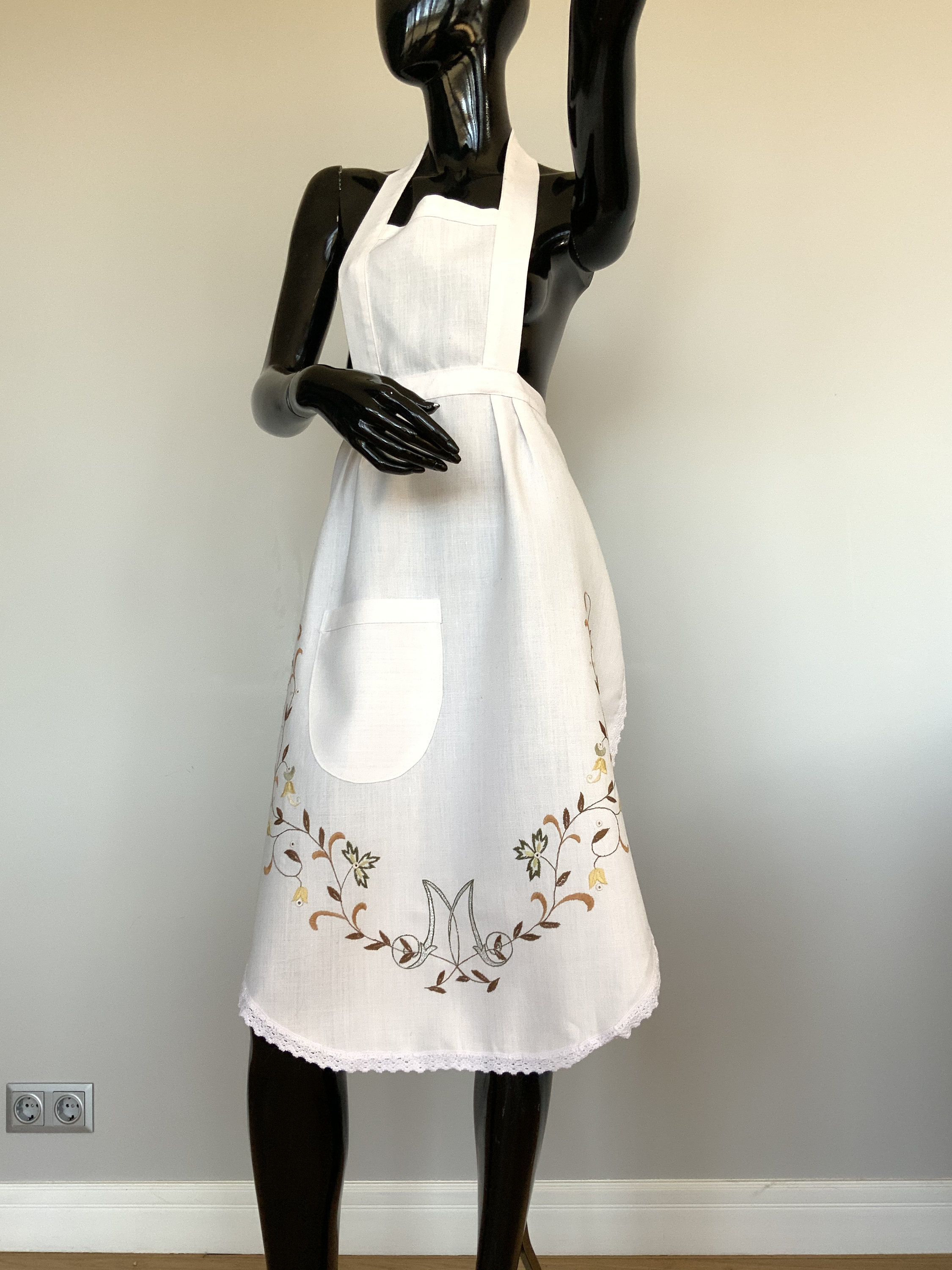 トップス vintage apron Vintage Apron With Embroidery, Monogram M, Mother's Day Gift. - Etsy