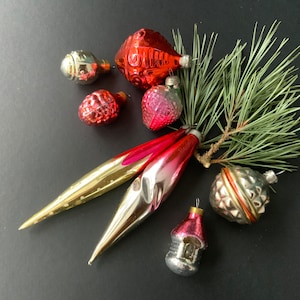 Set Of 8 pcs mini miniature Christmas ornaments Xmas tree baubles New year hanging decor for small trees Vintage from the 60-70s