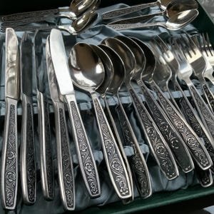 Unused 24x Vintage silverware Stainless steel-Melchior cutlery set spoons, teaspoons, knives and forks, Vintage kitchen flatware set in box