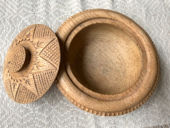 Oak natural. WOODEN BOX Carved Handmade Latvian V… - image 8