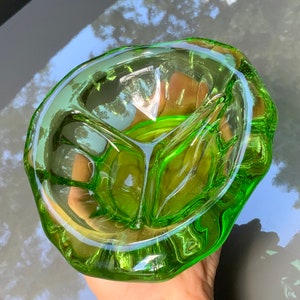 Cuenco o cenicero vintage de cristal verde, años 70