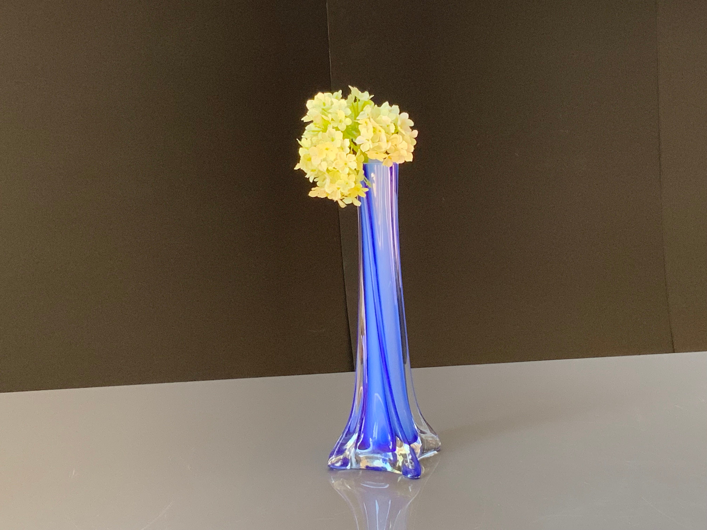 青と白のガラス製花瓶：ホームデコレーション（7.8インチ） - Etsy 日本