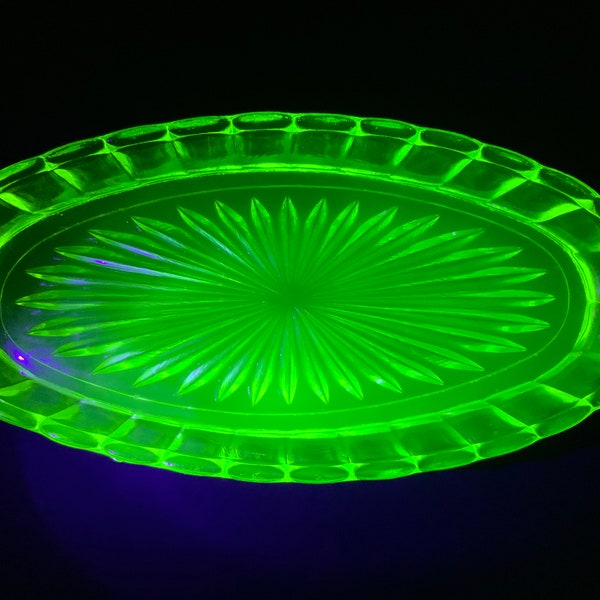 Uranium Glass Platter Serving Tray Etsy