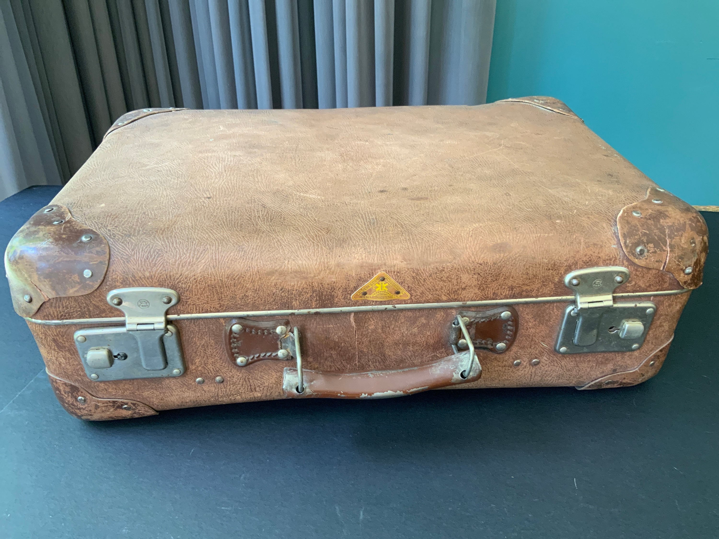 旅行用荷物/スーツケース/バルカンファイバー/古い大きなスーツケース