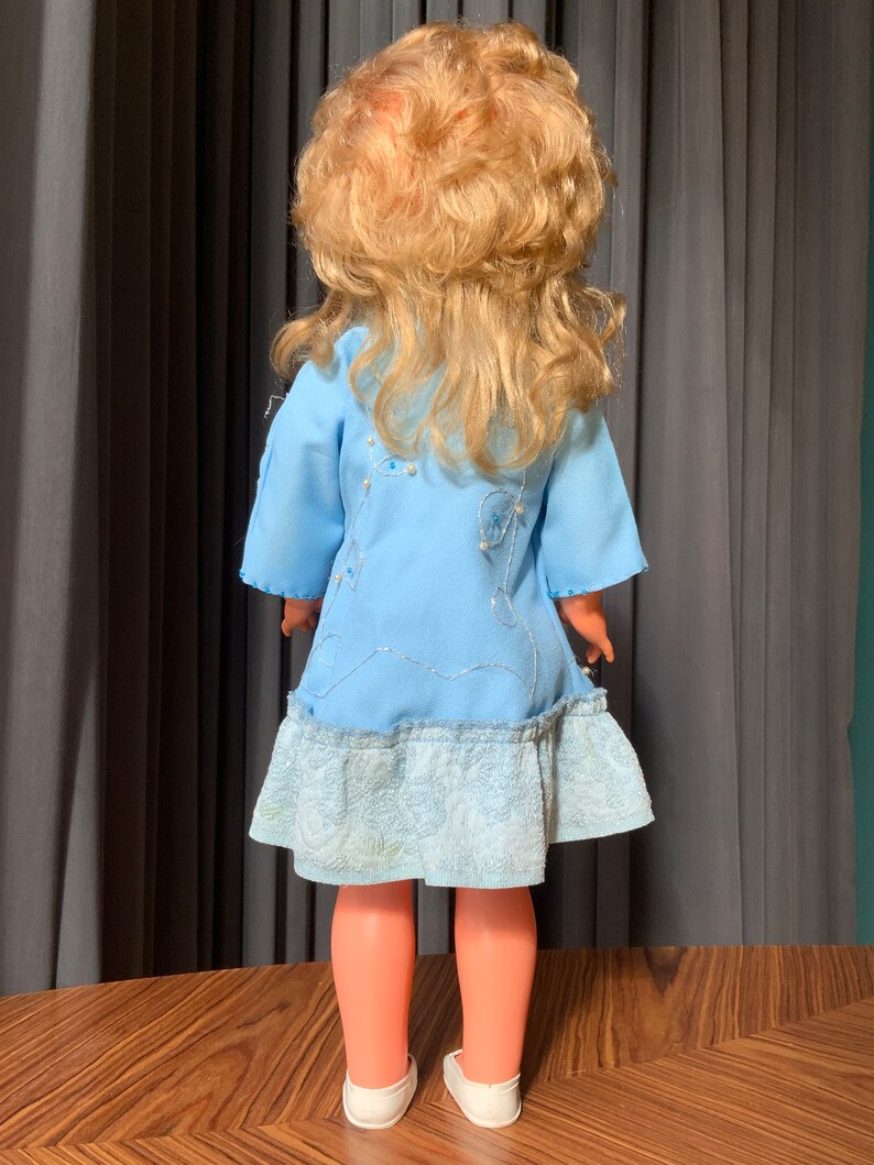 Grande poupée vintage allemande ex-RDA Poupée de l'URSS Poupée de collection Sleep Eyes des années 60-70 image 7