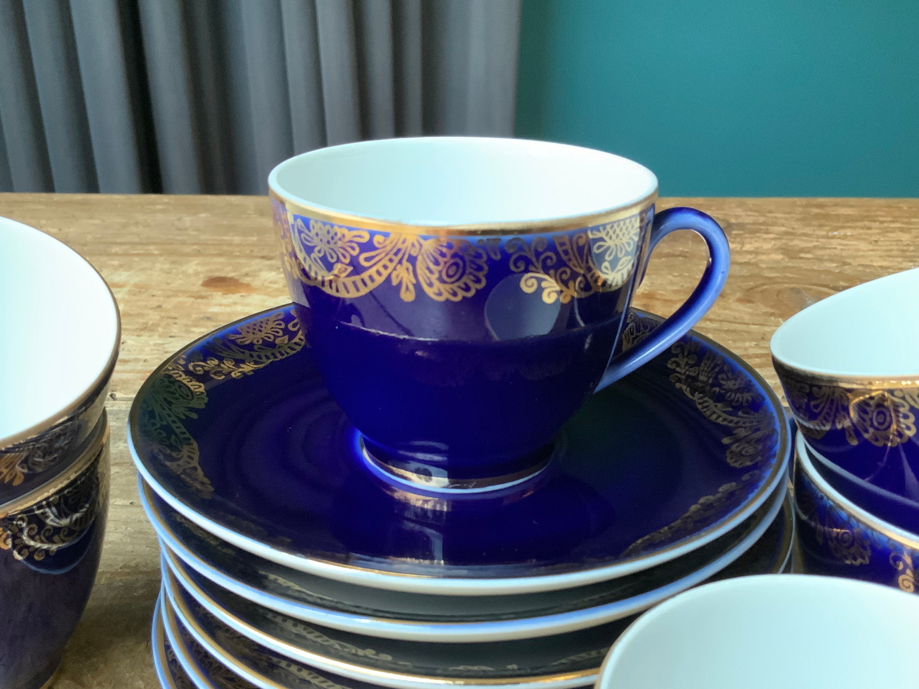 【旧ソ連時代物】インペリアル・ポーセリン　エスプレッソカップ&ソーサー 旧ソ連時代物】インペリアル・ポーセリン エスプレッソカップ