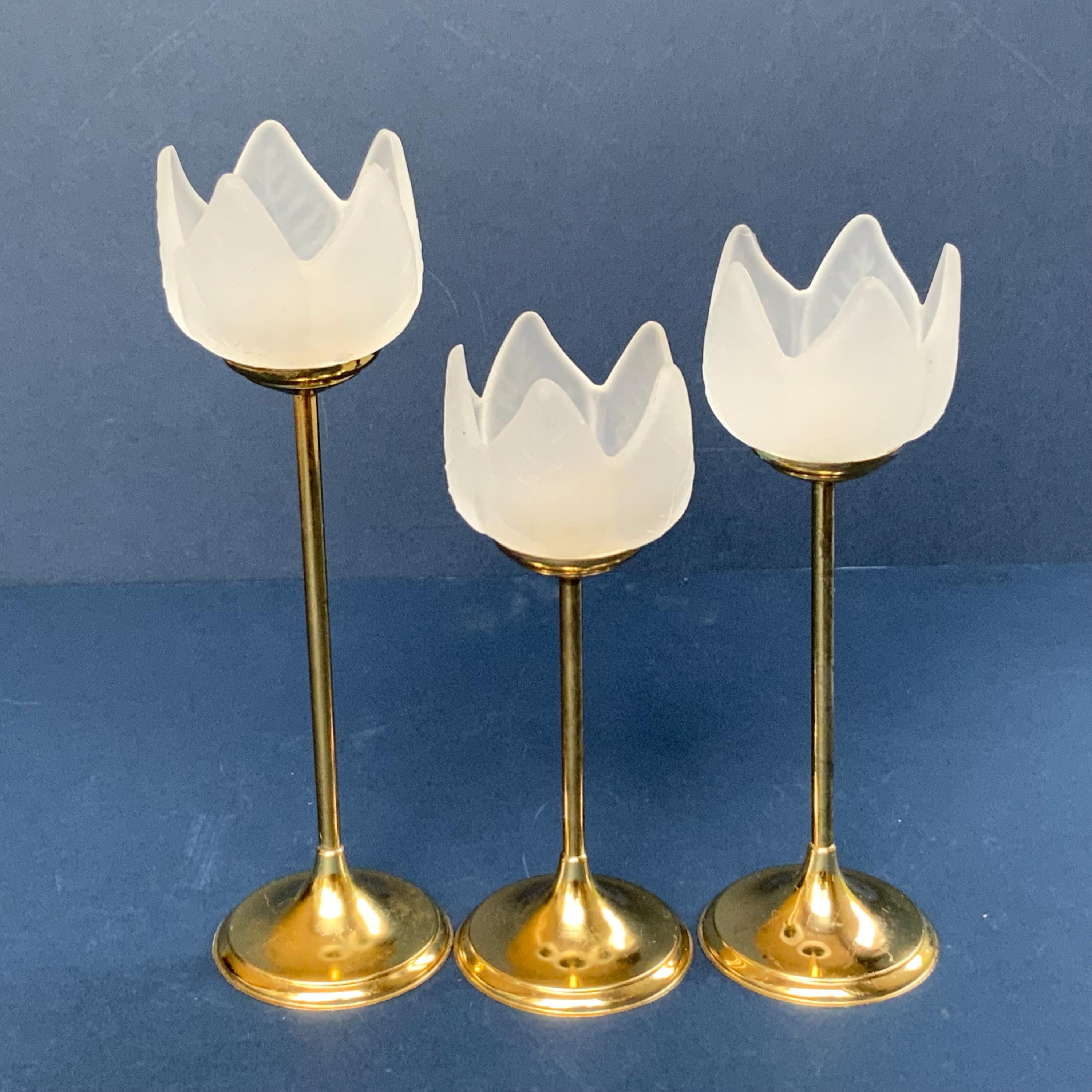 vintage turip candle holder チューリップ Set of 3 Vintage Tulip Tealight Candle Holders Brass Base