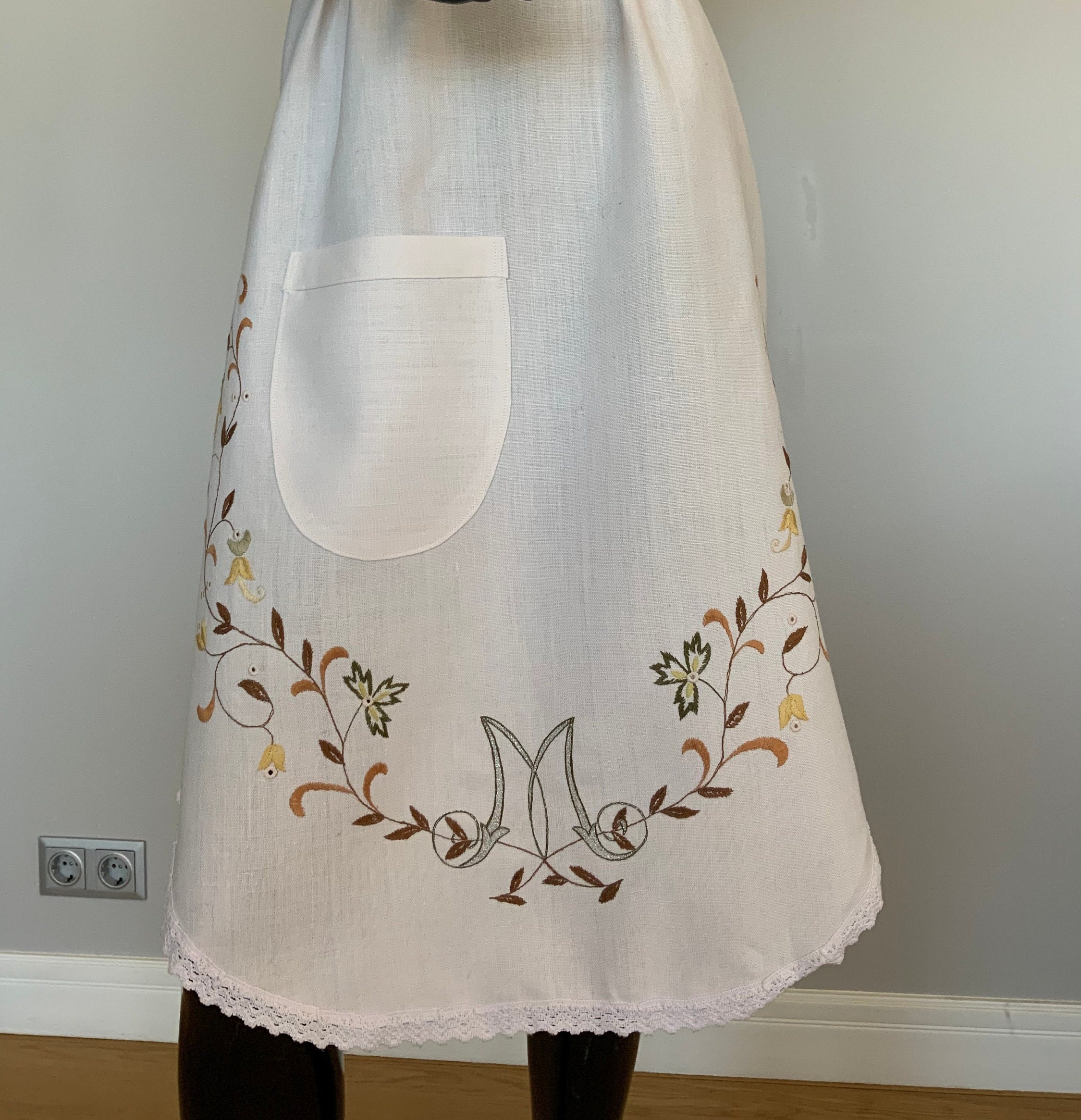 トップス vintage apron Vintage Apron With Embroidery, Monogram M, Mother's Day Gift. - Etsy