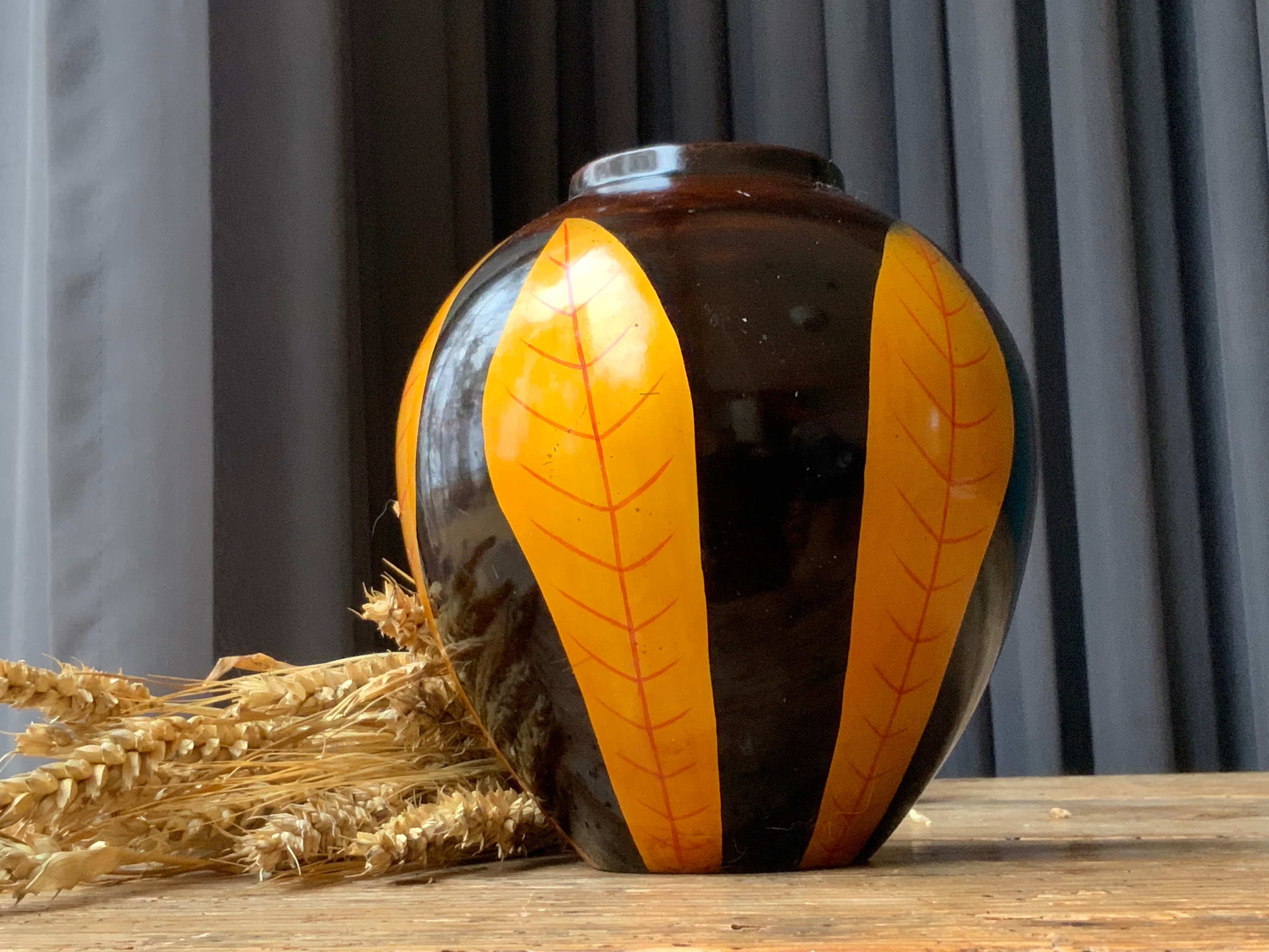 昭和木製レトロ花瓶金彩 昭和レトロ 明陶 陶器製 花鳥 孔雀 金彩 色彩 花瓶 一対 花入れ