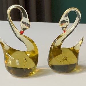 Swan figurines, Set of 2, Yellow-clear colored, Vintage Glass SWANS hand blown, Home decoration