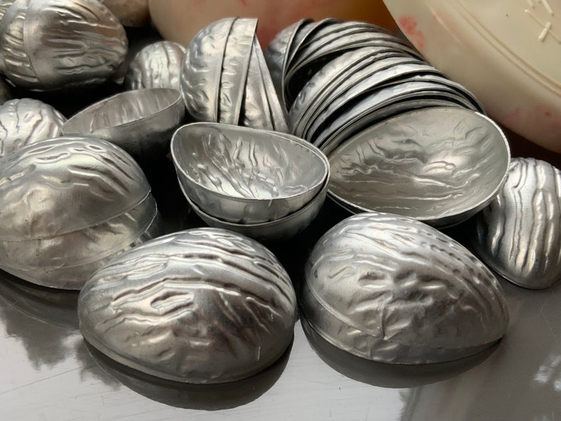 Unused, 42x walnuts Nuts Baking Forms, Vintage aluminum Nuts cookie molds, Biscuit Baking forms, mint condition, Soviet kitchenware, USSR zdjęcie 2