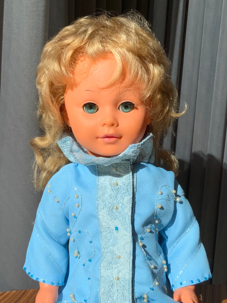 Grande poupée vintage allemande ex-RDA Poupée de l'URSS Poupée de collection Sleep Eyes des années 60-70 image 3