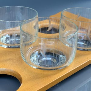 Etched SHOT GLASSES with TRAY Vintage, 6 Shot Vodka Glasses with Wooden Tray, the 1970s (# 627 )