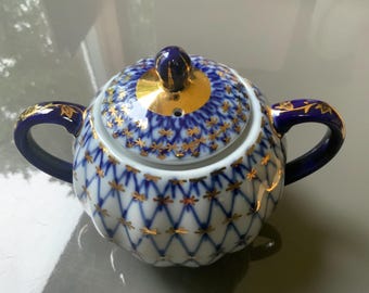 ロモノーソフ LOMONOSOV ソ連時代 コバルトネット トリオ ポットセット Vintage Lomonosov Imperial Porcelain Cobalt Net Tea Trio - Etsy