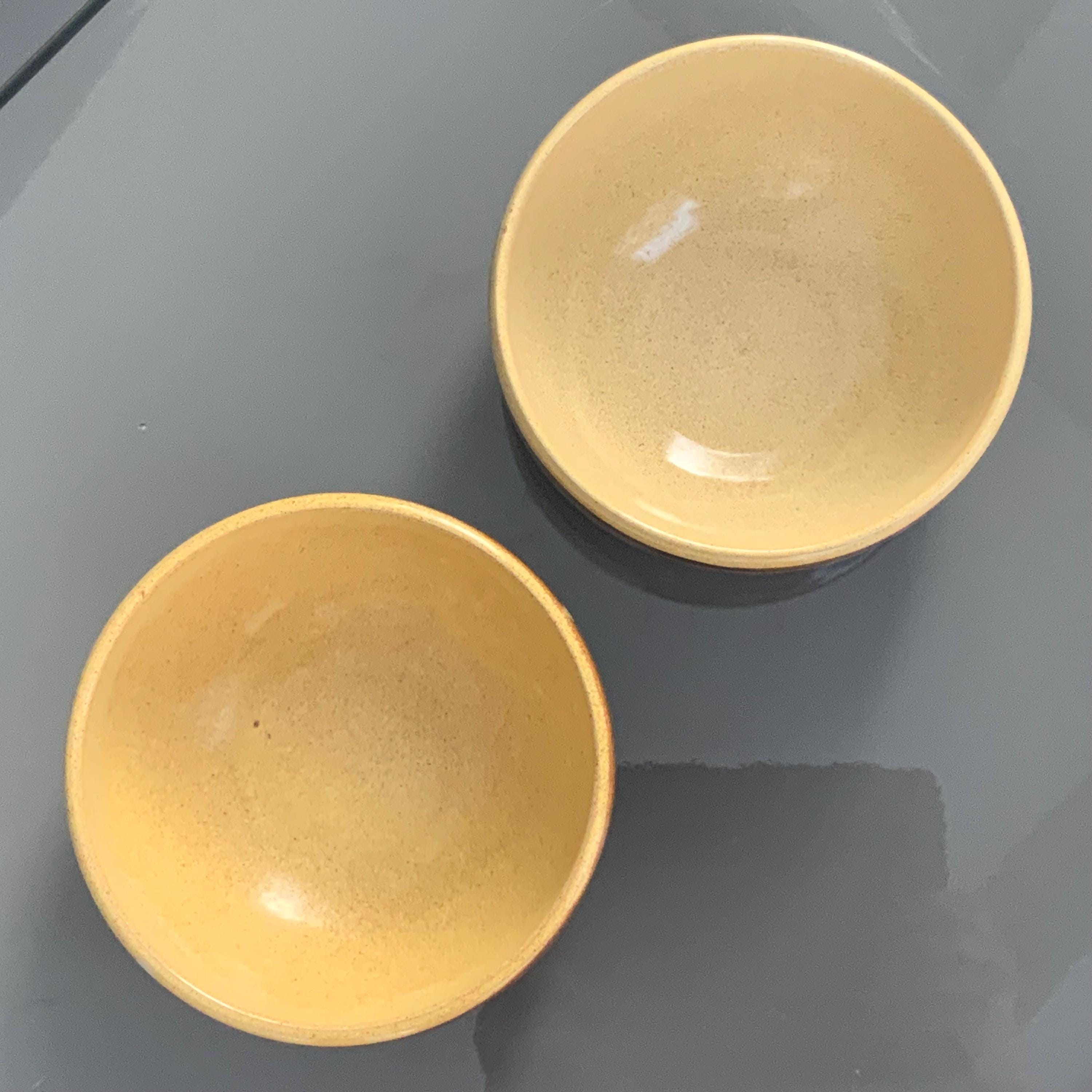 ヴィンテージ ラトビア産赤土ボウル：素朴な民芸陶器 - Etsy 日本