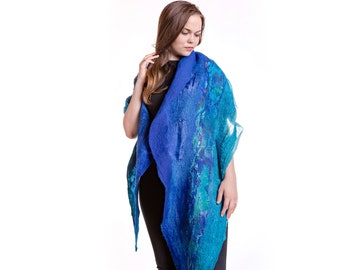 Blue Felted scarf for women, Soft Big Blanket scarf Nuno felted scarf for winter, merino wool scarf, felted scarf, Wool scarf Blanket women