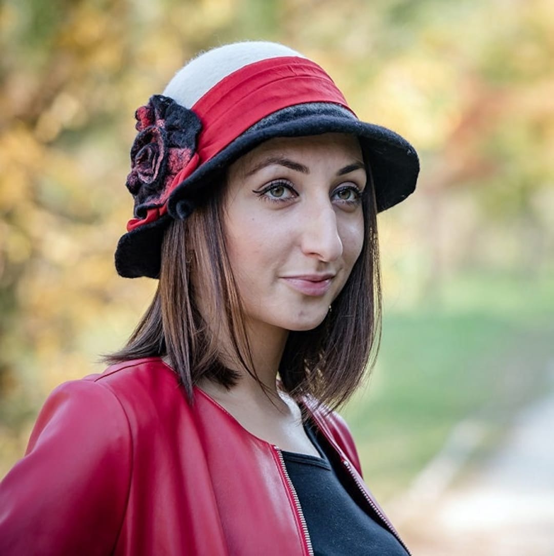 Roter Fes Hut Mit Schwarzer Quaste - Türkischer Filzhut Für Kostümpartys