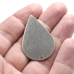 0.8 x 27 x 40  mm , Antique Copper  Drop  Shape Findings  -  1 Hole