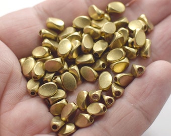 5 x 8 mm, Raw Brass Solid Oval Tiny Beads - Gat 2 mm