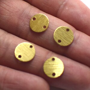 Roh messing strukturierte Stempelscheibe - Runde 2 Loch Erkenntnisse, 0,8 x 10 mm