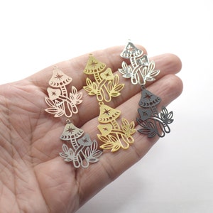 0.6 x 25 x 33 mm , Laser Cut  Earring Charms,  Earring Findings - L18