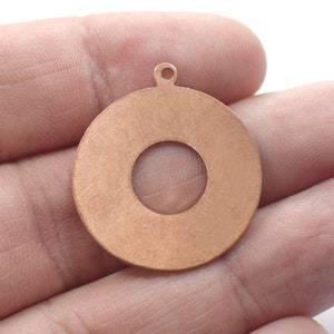 0.8 x 25 x 28 mm ,  Raw Copper Round Findings  - 1 Hole
