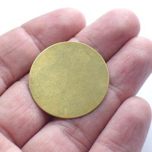 0.8 x 28 mm、真鍮製スタンピングディスク - 丸型（穴なし）