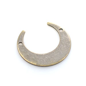 0.8 x 23 x 25 mm ,Antique Brass Crescent Shape Charms -  2 Hole