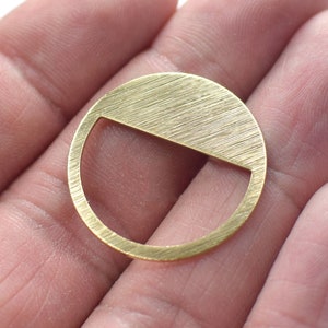 0.8 x 25  mm ,  Raw Brass Textured Round Findings  - No Hole