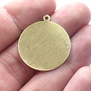 0.8 x 25 x 28 mm ,  Raw Brass Textured  Round Findings  - 1 Hole
