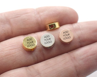 Cerchio pieno da 2,5 x 8 mm, perline incise al laser, perline con logo laser, perline con logo laser personalizzate, perline mini solide con logo laser - Foro 2 mm