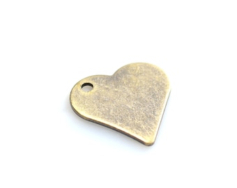 アンティーク真鍮ハート型 1穴 - 0.8 x 17 x 17 mm - Etsy 日本